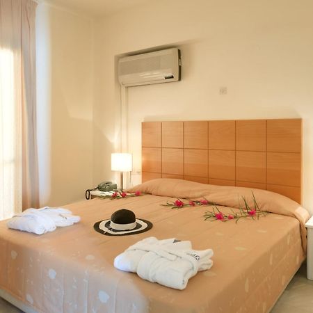 Mare Hotel Apartments Agios Nikolaos  Bagian luar foto