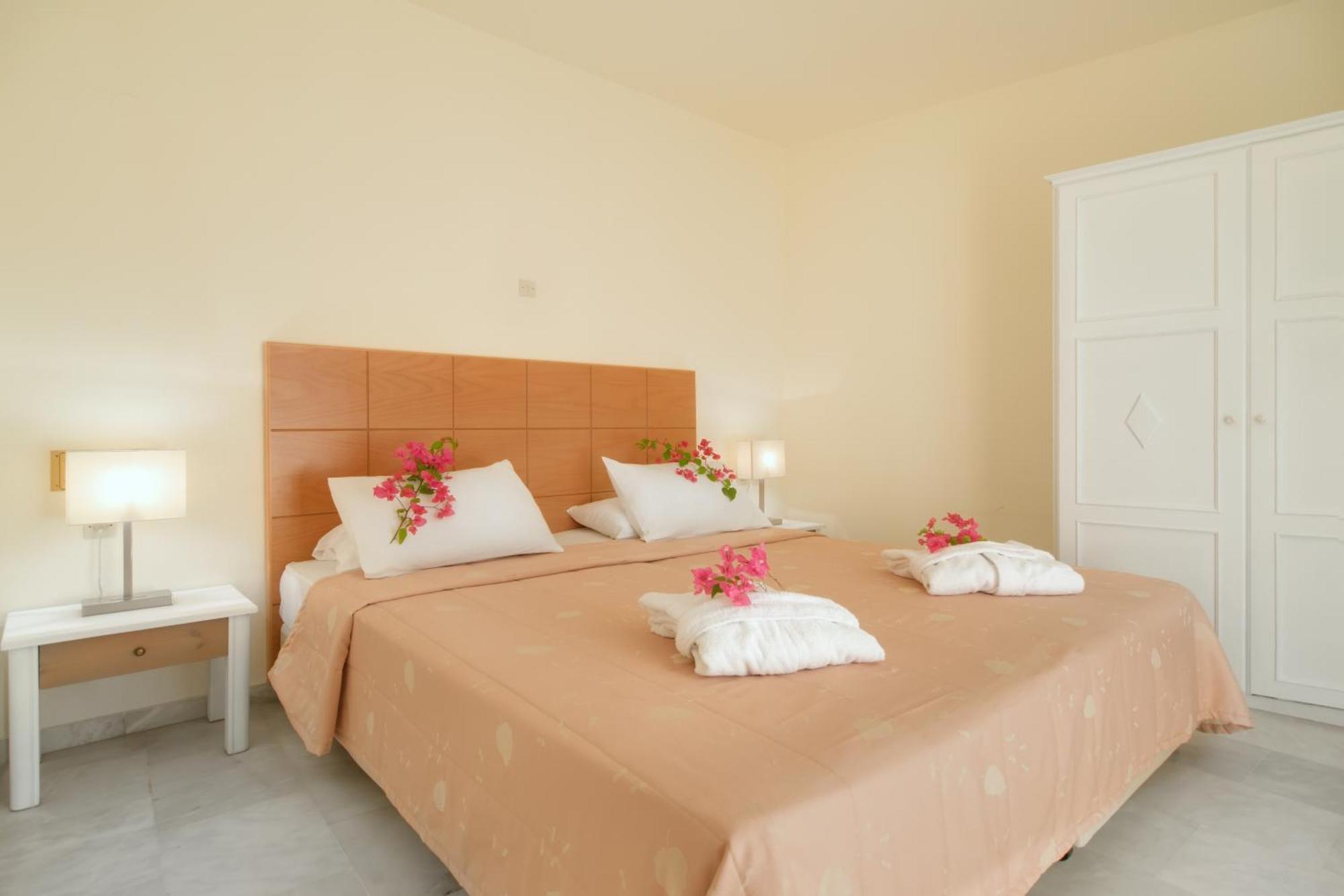 Mare Hotel Apartments Agios Nikolaos  Bagian luar foto